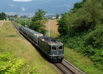 SBB: Die Re 4/4 11309 II, eine der letzten Grünen mit einem Schlackenzug auf dem BLS-Streckenabschnitt Solothurn-Biberist am 11.