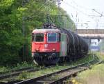 421 397-1 mit Kesselwagenzug in Fahrtrichtung Seelze. Aufgenommen in Dedensen-Gümmer am 29.04.2014.