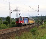 421 390-6 mit geschlossenen ARS-Autotransportwagen in Fahrtrichtung Norden. Aufgenommen zwischen Friedland(HAN) und Eichenberg am 08.08.2014.