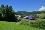 Re 421 371 mit einem IC am 23.06.2016 bei Zeihen. 