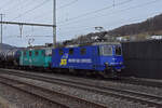 Doppeltraktion, mit den WRS Loks 430 111-5 und 430 114-9 durchfährt den Bahnhof Gelterkinden. Die Aufnahme stammt vom 01.02.2022.