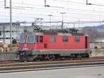 SBB - Lok 430 359-0 (Re 4/4  11359) im Bahnhofsareal in Yverdon les Bains am 18.02.2016