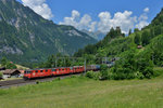 Re 430 111 + Re 430 115 + Re 430 112 mit einem KLV am 24.06.2016 bei Blausee-Mietholz. 