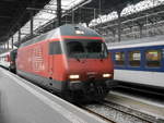 SBB - 460 058-1 im Bahnhof Basel SBB am 20.11.2017