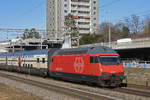 Re 460 008-6 fährt Richtung Bahnhof SBB. Die Aufnahme stammt vom 17.02.2019.