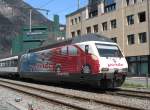 Re 460 001-1 mit der Vollwerbung für den Fiat Panda bei der Einfahrt in den Bahnhof Interlaken Ost. Die Aufnahme stammt vom 18.04.2013.