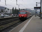 SBB - 460 090-0 mit IR bei der einfahrt in den Bahnhof von Liestal am 23.12.2017