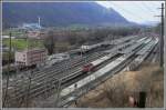 In Ziegelbrcke an der Hauptstrecke Chur - Zrich zweigen die Linien ins Glarnerland nach Linthal und diejenige nach Uznach/Rapperswil ab.