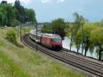 SBB - 460 112-6 unterwegs am Lac Leman beim Schloss Chillon am 20.05.2012