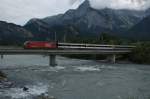 Re 460 010-2 zieht am 10.7.12 den IR 1780 von Landquart Richtung Sargans, hier bei Bad Ragaz.