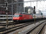 SBB - 460 112-6 bei der einfahrt im HB Zürich am 28.01.2018