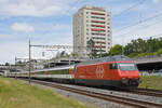 Re 460 001-1 fährt Richtung Bahnhof Muttenz. Die Aufnahme stammt vom 19.06.2020.
