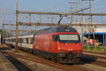 Re 460 100-1 durchfährt den Bahnhof Rupperswil. Die Aufnahme stammt vom 14.09.2020.