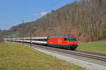 Re 460 046-6 fährt Richtung Bahnhof Tecknau. Die Aufnahme stammt vom 08.03.2021.