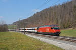 Re 460 066-4 fährt Richtung Bahnhof Tecknau. Die Aufnahme stammt vom 08.03.2021.