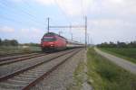 Mit ihrem IR 2136 durchfhrt Re 460 039-1  Rochers-de-Naye  Tgerwilen. 21.09.09.