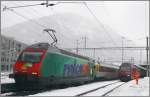 Re 460 087-0 und Re 460 111-8 im Bahnhof Chur. (11.12.2010)