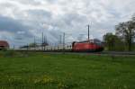 Re 460 080-5 befindet sich am 04.05.2013 in Schmitten.