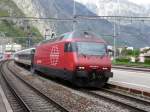 SBB - 460 088-8 vor IR bei der einfahrt im Bahnhof Martigny am 01.05.2013