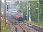 SBB - 460 047-4 mit IC unterwegs in Rolle am 03.05.2016