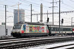 Re 460 099-5, mit der Mobiliar/Gottardo 2016 Werbung, durchfährt den Bahnhof Pratteln. Die Aufnahme stammt vom 16.01.2017.