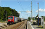 In Martensdorf finden regelmäßig Zugkreuzungen zwischen Nah- und Fernverkehr statt, aber auch Güterzüge müssen sich hier gerne mal dem Personenverkehr unterordnen.
