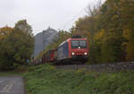 482 003-1 von SBB-Cargo  kommt aus Richtung Köln mit einem  Containerzug aus Antwerpen-Oorderen(B) nach Gallarate(I)   und fährt in Richtung Koblenz auf der Rechte Rheinstrecke KBS 465 bei