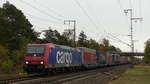 482 032 verlässt mit einem Güterzug den Darmstädter Knoten auf die Rhein-Main Bahn gen Westen. Aufgenommen am 31.10.2018 14:53