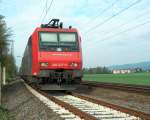 SBB Cargo Re 482 027-0 + Re 482 034-6  Duisburg  stehen abgebgelt mit einem Gz Richtung Wiesbaden auf dem berholgleis bei Eltville; 18.04.2008