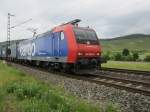 Die 482 005 war am 06.06.12 mit einem Gterzug in Richtung Wrzburg unterwegs. Fotografiert wurde sie kurz vor Thngersheim 