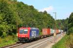 SBB cargo 482 044 mit Containerzug bei Bfingen, Strecke Stuttgart-Ulm - 18/09/2012