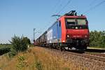 Am 10.07.2015 bespannte Re 482 024-7 den DGS 48621 (Göttingen Gbf - Muttenz), als sie bei Hügelheim auf dem Weg in Richtung Zielbahnhof war.