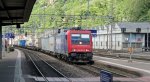 Die Re 484 003-9 hat am 31.05.10 erst seit wenigen Minuten was zu ziehen.