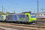 Re 485 009-5 wartet am Badischen Bahnhof auf den nächsten Einsatz.