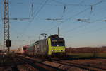BLS 485 019 zieht einen LKW Zug gen. Basel am 24.02.2020