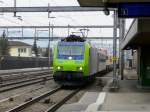 bls - Lok 485 002-0 mit Rolla bei der durchfaht in Rothrist am 12.03.2011