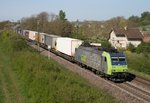 485 020 mit DGS 43625 (Rollende Landstraße, Freiburg Gbf–Novara) am 21.04.2015 zwischen Müllheim (Baden) und Auggen