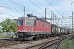 Re 620 035-6 durchfährt den Bahnhof Pratteln. Die Aufnahme stammt vom 10.10.2017.