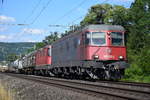 Re 620 032-3  Däniken  zieht am 12.07.2018 zusammen mit Re 4/4 II 11267 ihren Güterzug bei Windisch AG in Richtung Brugg / Basel.