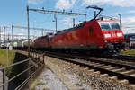 Re 620 014-1  Meilen  ist mit ihrem Güterzug am 14.08.2018 in Brugg liegen geblieben und musste von der DB 185 102-1 (Revisionsdatum 25.07.2018)  gerettet  werden.