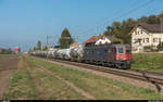 Die extrem dreckige SBB Re 6/6 11632  Däniken  am 10. Oktober 2018 mit einem Güterzug bei Busswil.