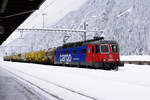 SBB CARGO Re 620 061-2  GAMPEL-STEG  nach der Ankunft mit zweiachsigen Zementwagen in Göschenen am 20. Januar 2009.
Foto: Walter Ruetsch 