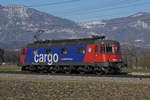 Die fotogene SBB CARGO Re 620 076-0  ZURZACH  als Lokzug bei Deitingen unterwegs am 18. Februar 2019.
Foto: Walter Ruetsch