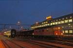 Re 6/6 11608  Wetzikon  wartet mit einem gemischten Gterzug in Singen(Hohentwiel) auf die Abfahrt Richtung Schweiz. 21.12.12