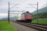 Re6/6 11630 mit Güterzug am 10.05.2013 bei Oensingen