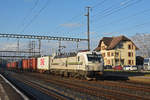 Siemens Vectron 476 453-6 durchfährt den Bahnhof Rupperswil. Die Aufnahme stammt vom 17.01.2020.