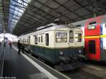 BDe 2/4 3 am 5.10.2012 in Lausanne. Dieser Triebwagen hatte bis anhin schon viele Besitzer gesehen. 1938 erbaut ging er an die Sensetalbahn, die ihn 1987 an die WM (Wohlen - Meisterschwanden) verkaufte. 1997 wurde diese Linie jedoch eingestellt, und der Triebwagen verlor sein Bettigungsfeld. Anschliessend kam er in die Obhut der ZMB (Zrcher Museumsbahn), wo er 2010 jedoch nicht mehr in deren Konzept passte. Fortan kmmerte sich die CFDL (Compagnie Ferroviaire du Lman) um den Triebwagen. Die CFDL baute die Inneneinrichtung um, und der Triebwagen konnte im Herbst 2010 als ''Dame du Lman'' auf Jungfernfahrt gehen.