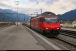 Re 460 104-3  Toggenburg  als IC 584 (IC 3) von Chur (CH) nach Zürich HB (CH) erreicht den Bahnhof Landquart (CH) auf Gleis 3.
[10.7.2018 | 19:18 Uhr]