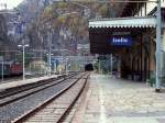 Grenzbahnhof Iselle/Italien am Sdausgang des Simplon-Tunnels am 12.11.2006, der im Hintergrund sichtbare Tunnel ist noch nicht der Simplon-Tunnel, sondern ein kurzer Tunnel vor dem 20 km langen