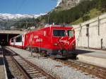 Zermatt. Der Glacier Express 904 fhrt mit einer Hge 4/4 nach St.Moritz ab. 11.08.07